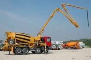 Beton Pompası Nasıl Çalışır?
